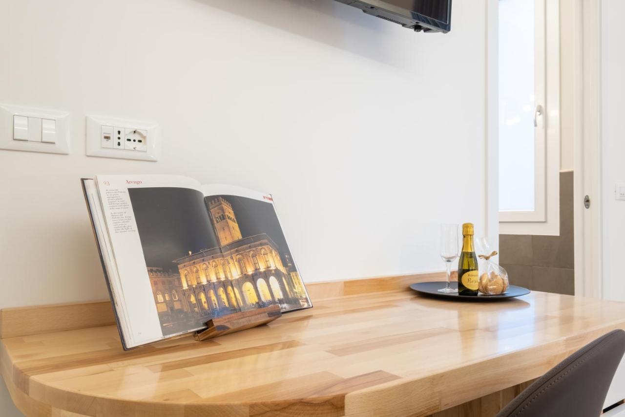 Torri & Portici Hotel โบโลญญา ภายนอก รูปภาพ